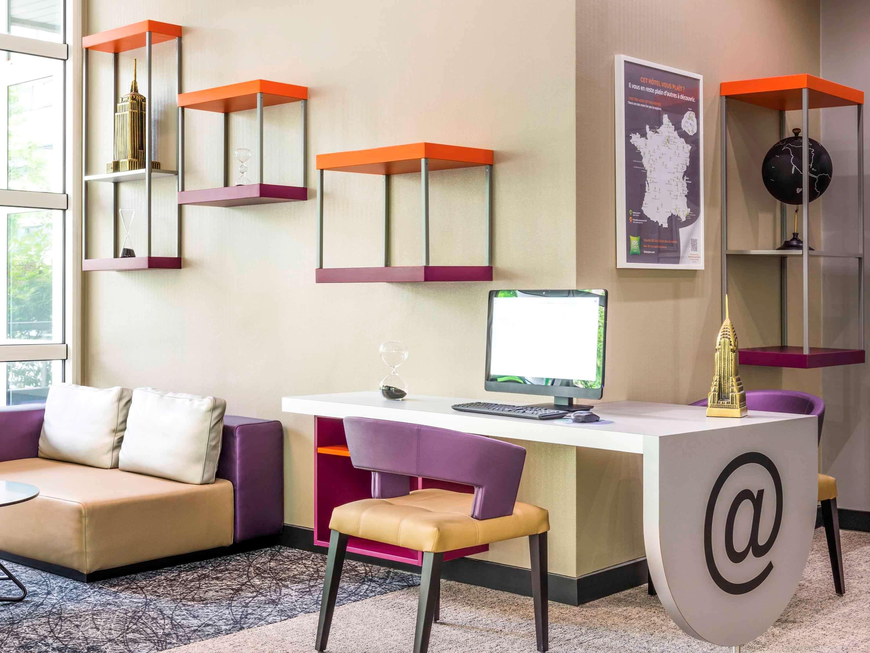 Отель Ibis Styles Antony Paris Sud Экстерьер фото