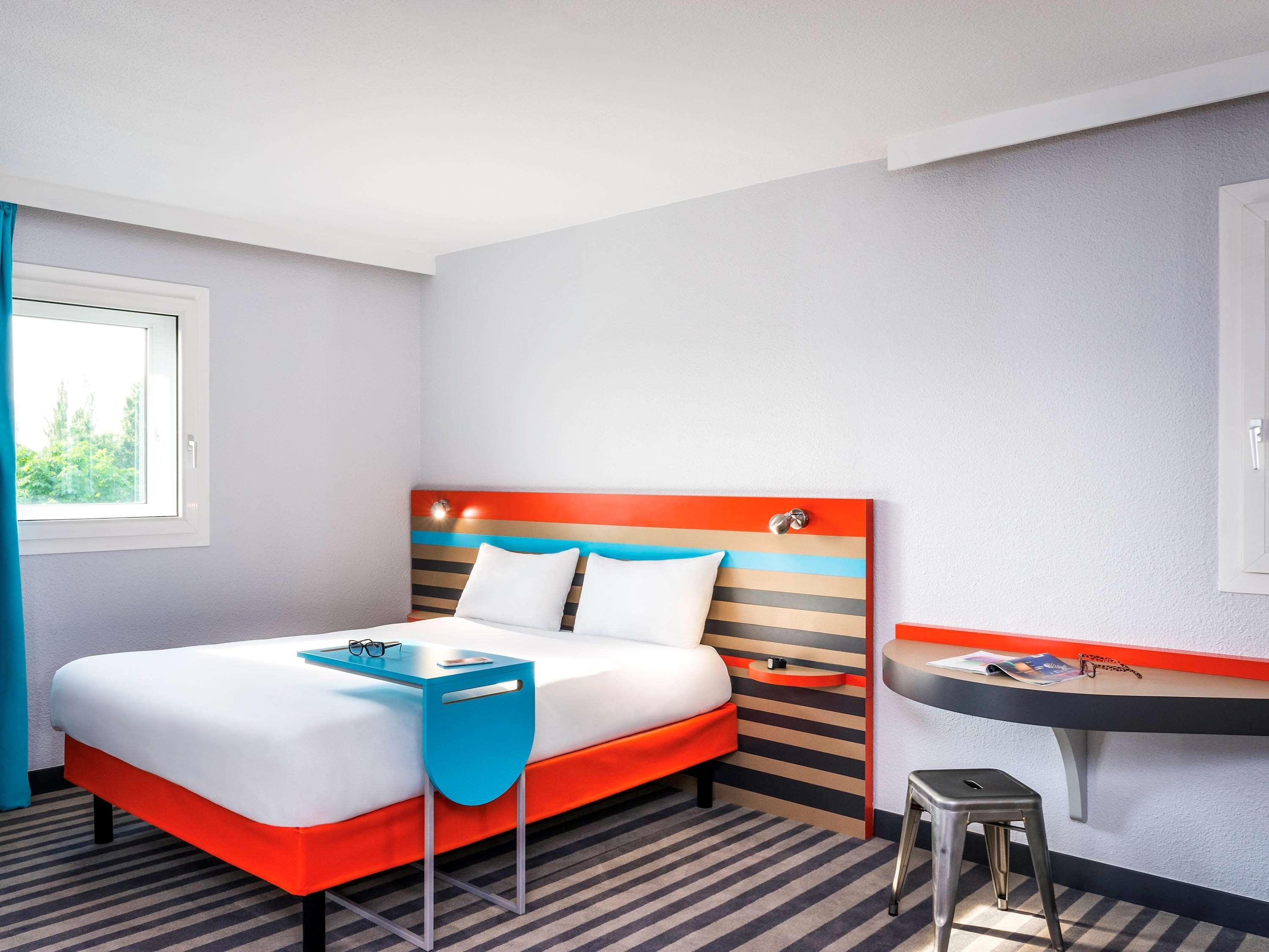 Отель Ibis Styles Antony Paris Sud Экстерьер фото